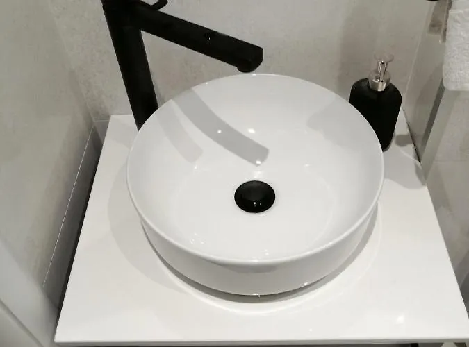 Bed & Breakfast Ca' Di Mamma - Self Check In 0-24h & Free Luggage Storage 3*