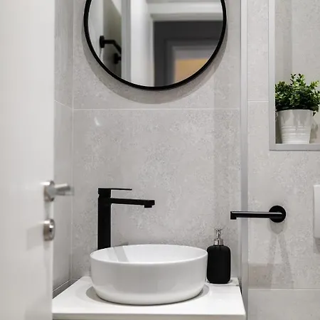 Ca' Di Mamma - Self Check In 0-24h & Free Luggage Storage לינה וארוחת בוקר 3*